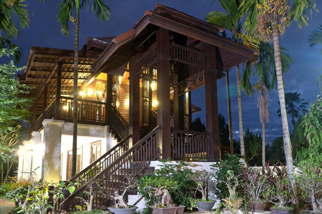 Sclass Villa & Swimming Pool , 10 Min From Airport شيانغ ماي المظهر الخارجي الصورة